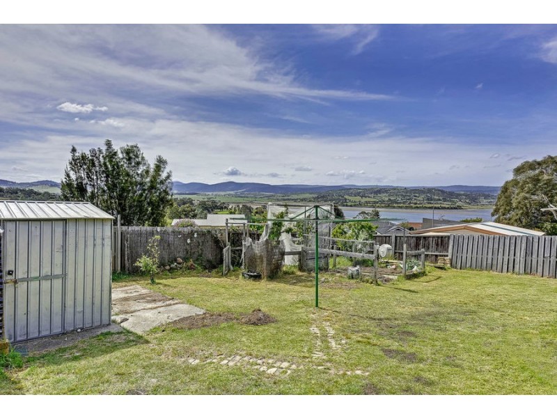 42 Honolulu Street, Midway Point TAS 7171