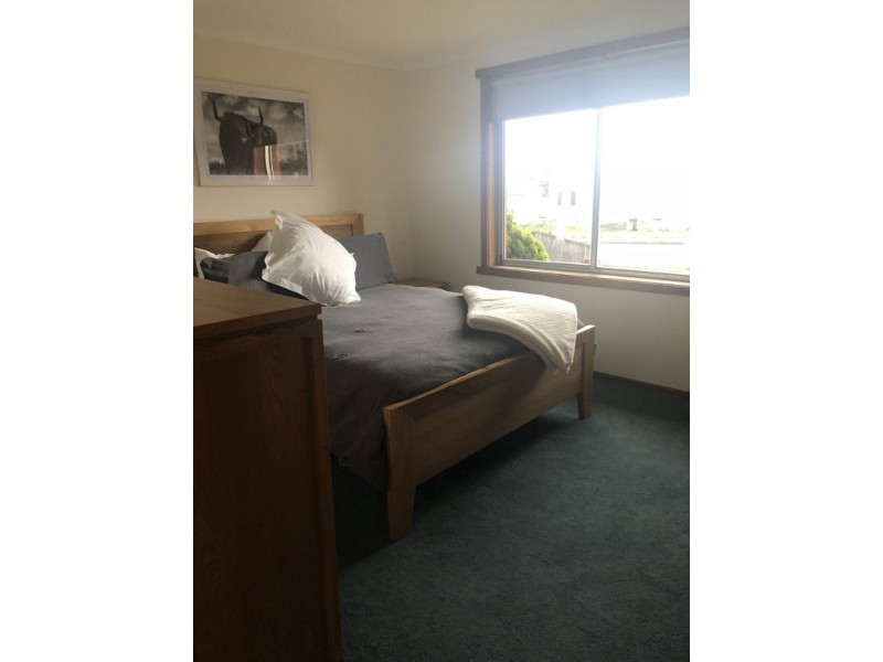 25 Hoffman Street, Midway Point TAS 7171