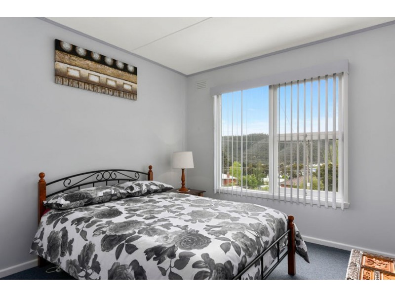 67 Binalong Road, Mornington TAS 7018