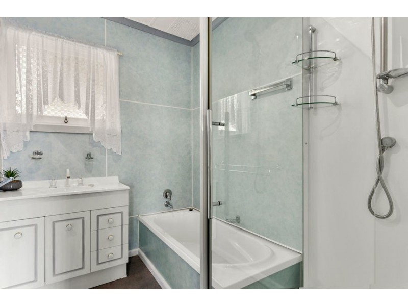 67 Binalong Road, Mornington TAS 7018