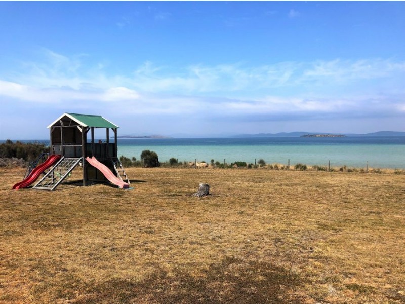 3266 Arthur Highway, Dunalley TAS 7177
