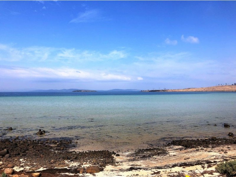 3266 Arthur Highway, Dunalley TAS 7177