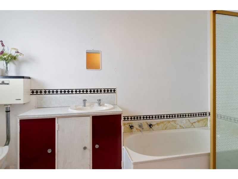 20 Broom Street, Primrose Sands TAS 7173