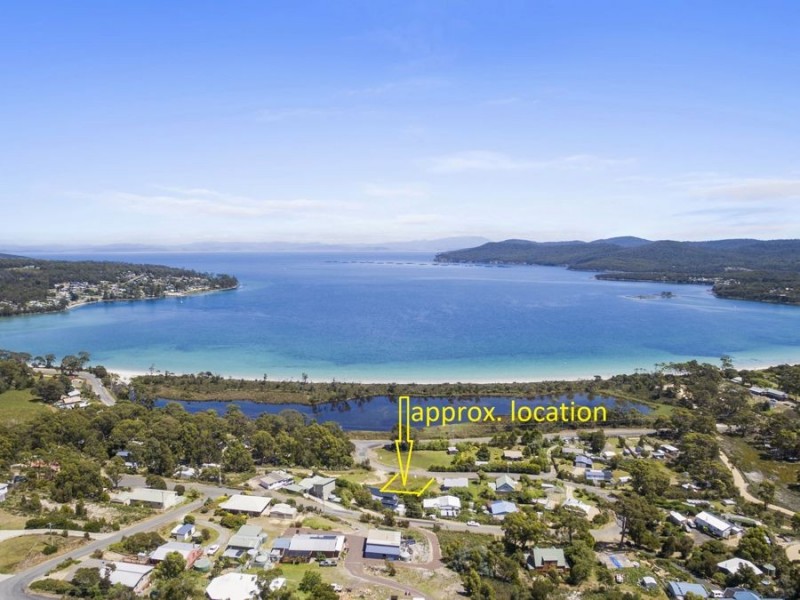 8A Lagoon Road, White Beach TAS 7184