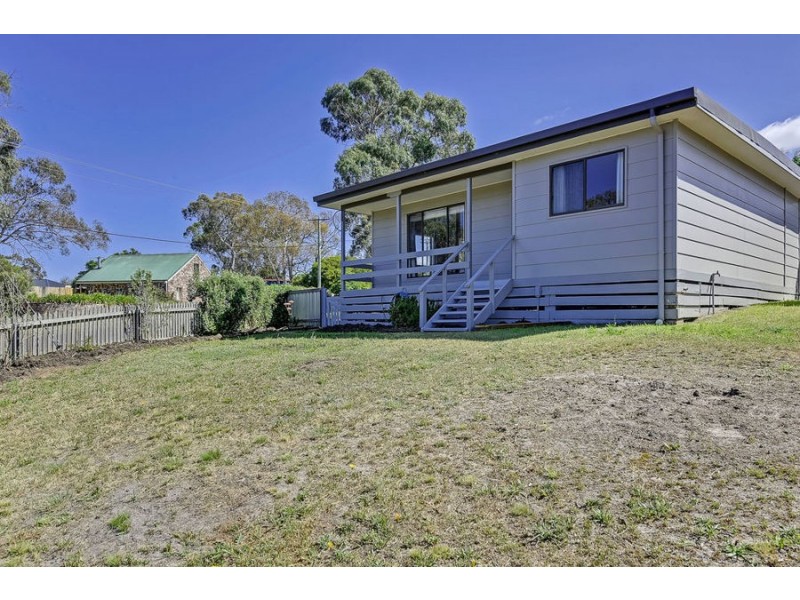 17 Moonar Street, Carlton TAS 7173