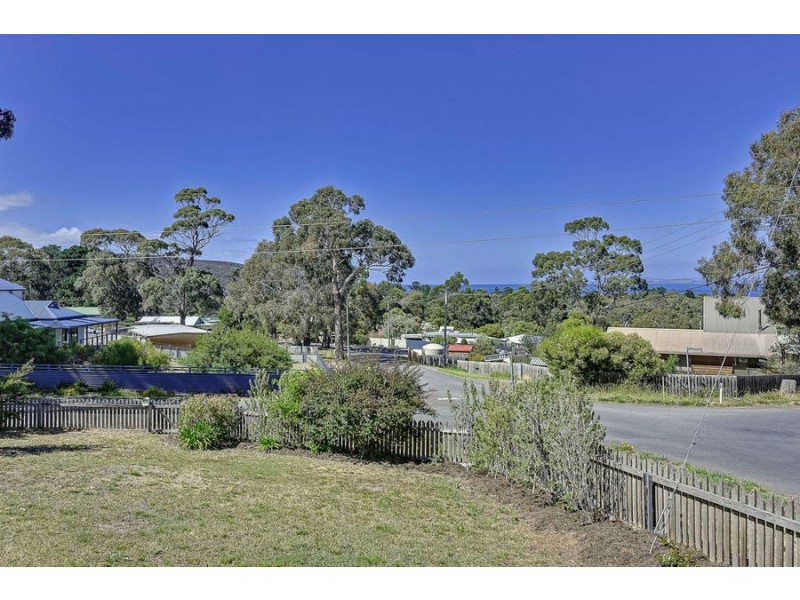 17 Moonar Street, Carlton TAS 7173