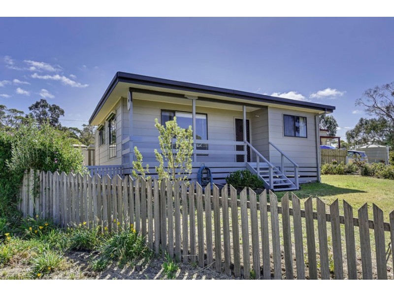 17 Moonar Street, Carlton TAS 7173