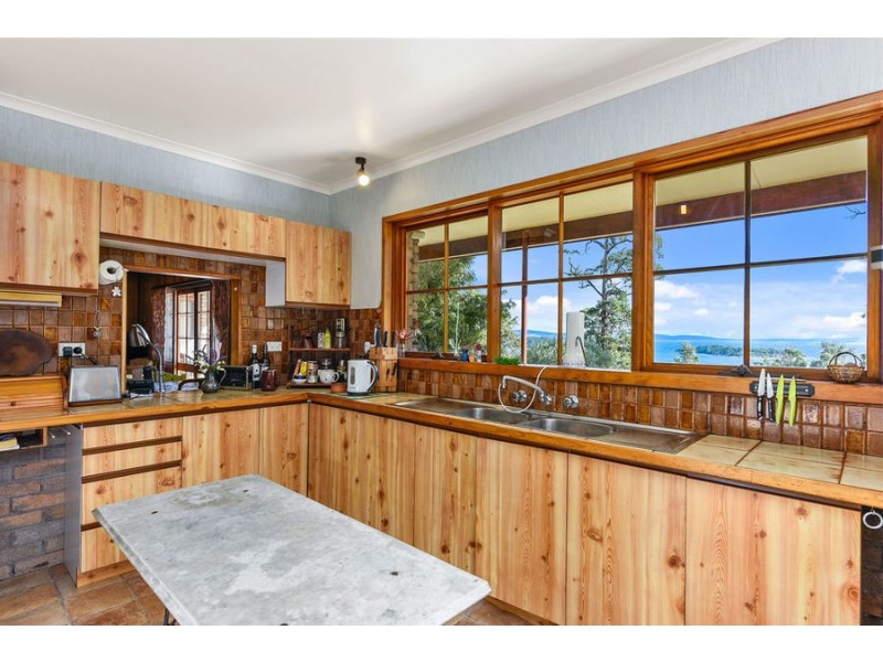 5631 Arthur Highway, Eaglehawk Neck TAS 7179