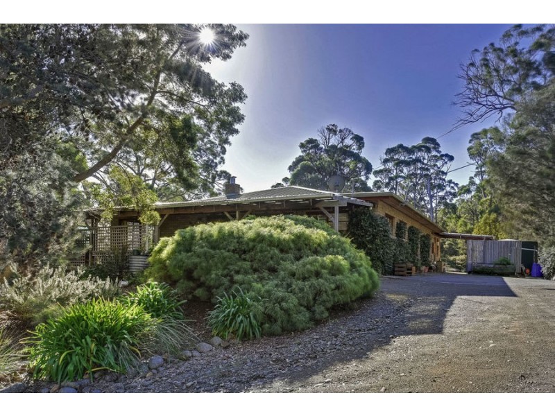 5631 Arthur Highway, Eaglehawk Neck TAS 7179