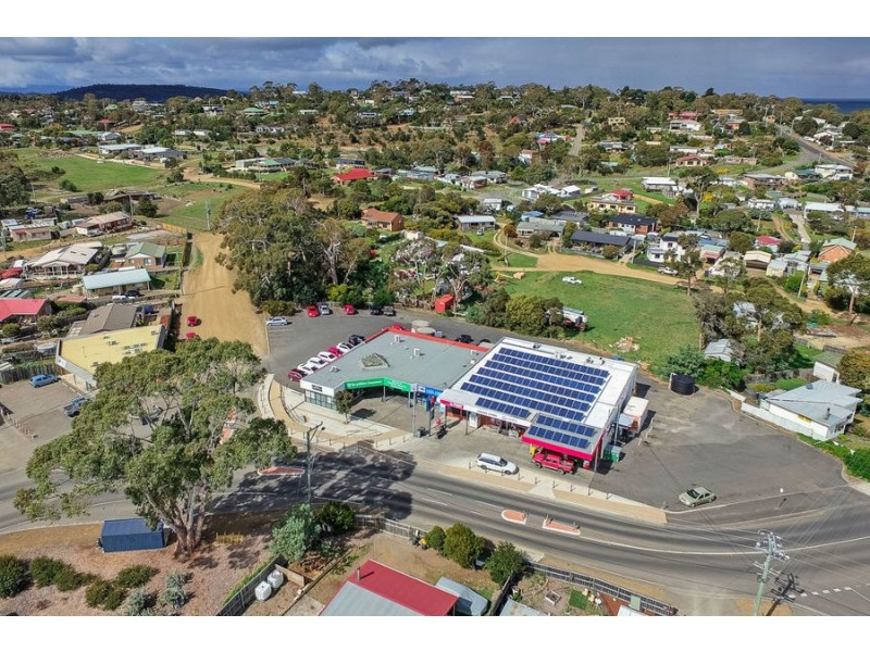 Shop 3, 58 Carlton Beach Road, Dodges Ferry TAS 7173