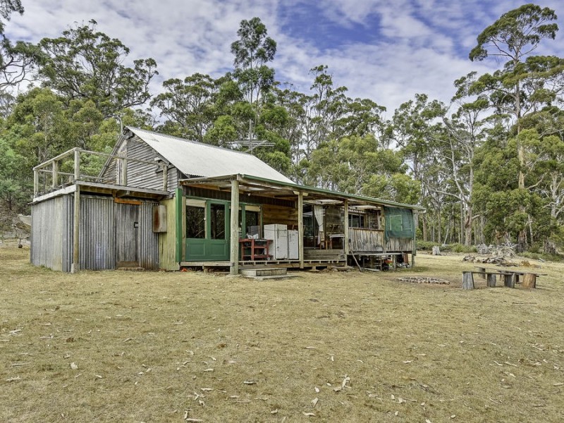 252 Kelletts Road, Sloping Main TAS 7186