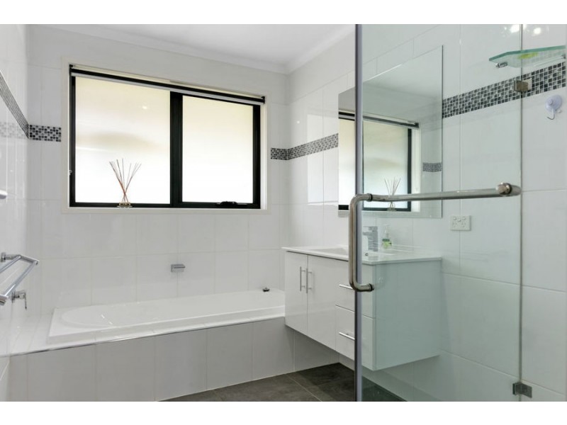 28 Abate Place, Midway Point TAS 7171