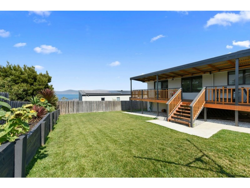 28 Abate Place, Midway Point TAS 7171
