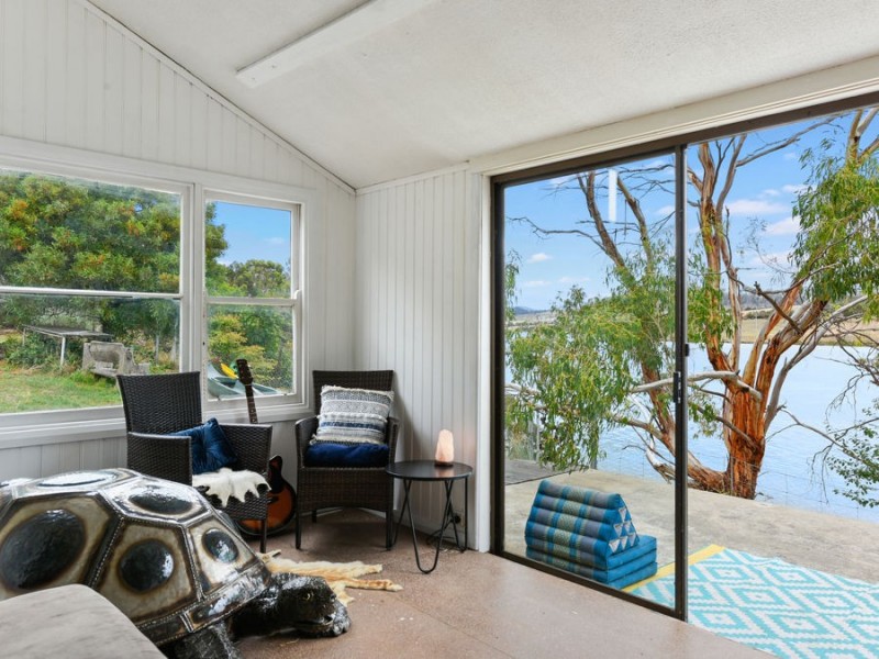 37 Erle Street, Carlton River TAS 7173