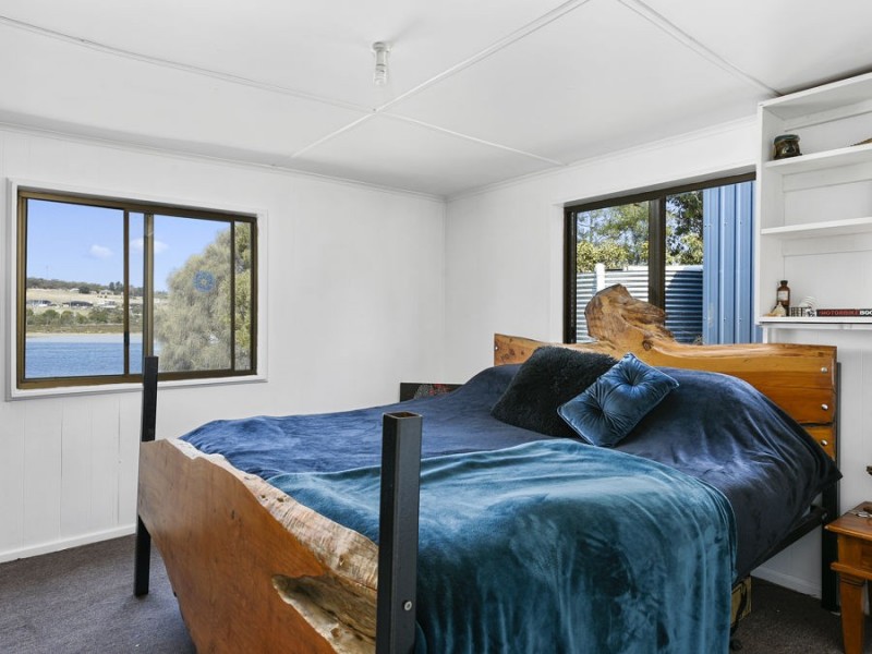 37 Erle Street, Carlton River TAS 7173