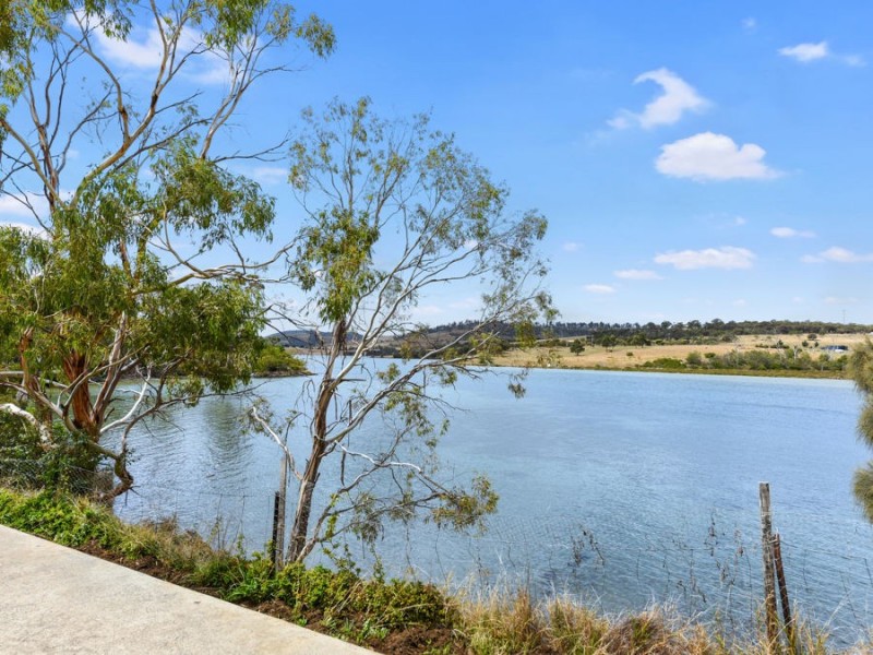 37 Erle Street, Carlton River TAS 7173