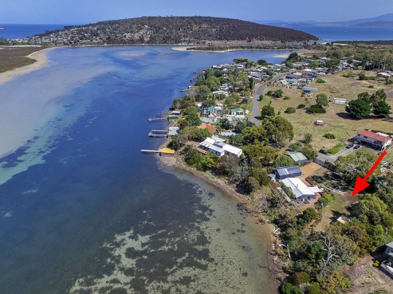 39 Erle Street, Carlton River TAS 7173