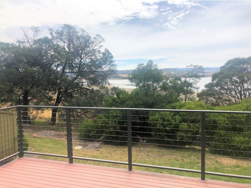 75 Esplanade, Midway Point TAS 7171