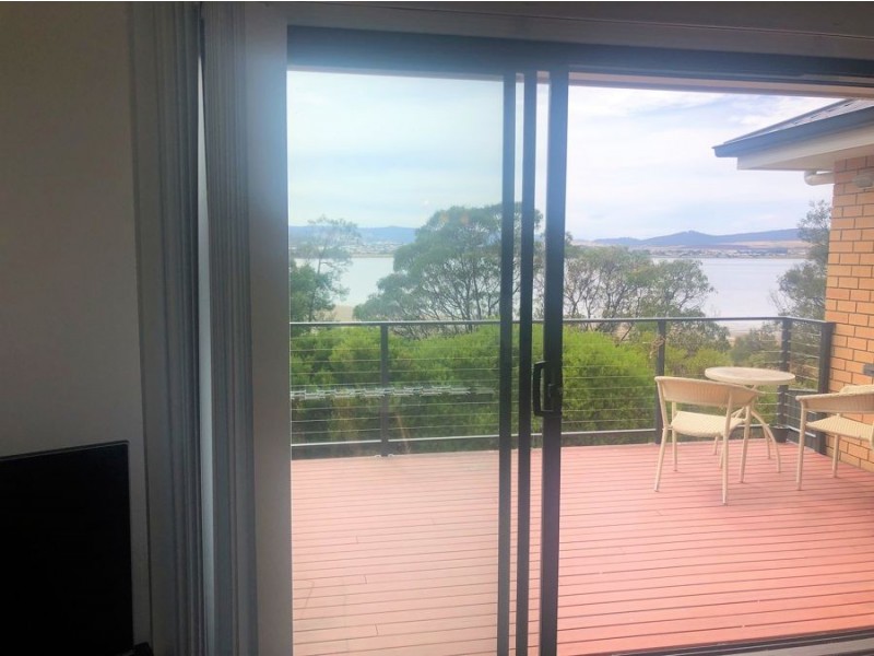 75 Esplanade, Midway Point TAS 7171
