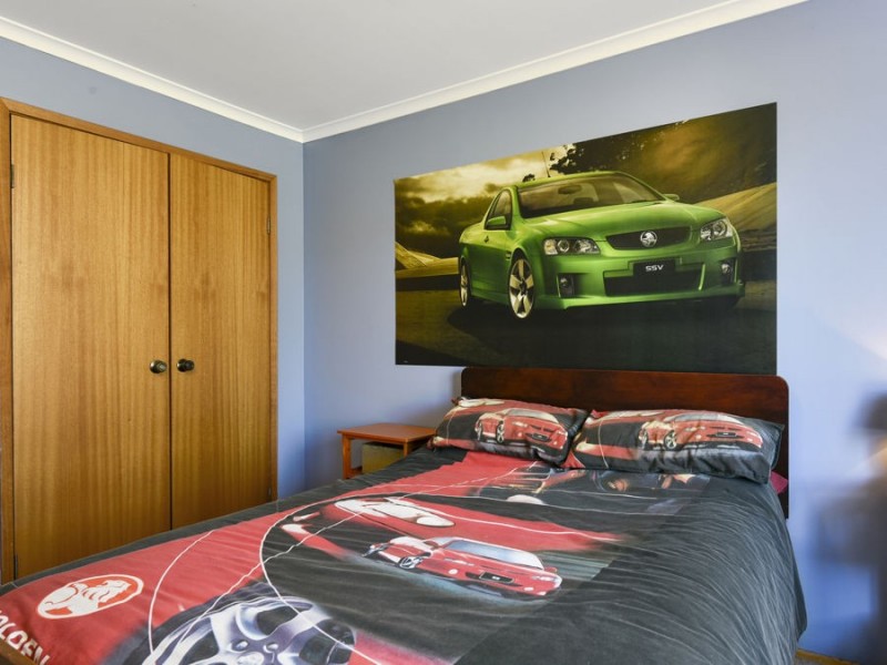 11 McKinly Street, Midway Point TAS 7171