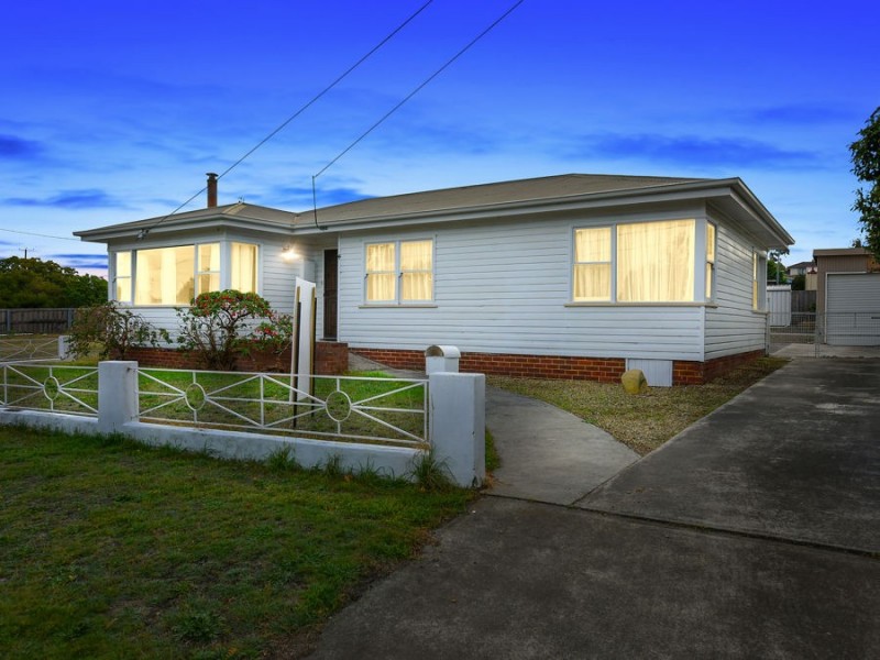 4 Fenton Street, Midway Point TAS 7171