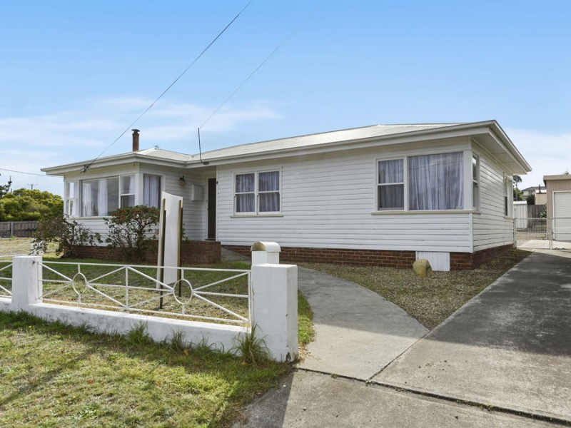 4 Fenton Street, Midway Point TAS 7171