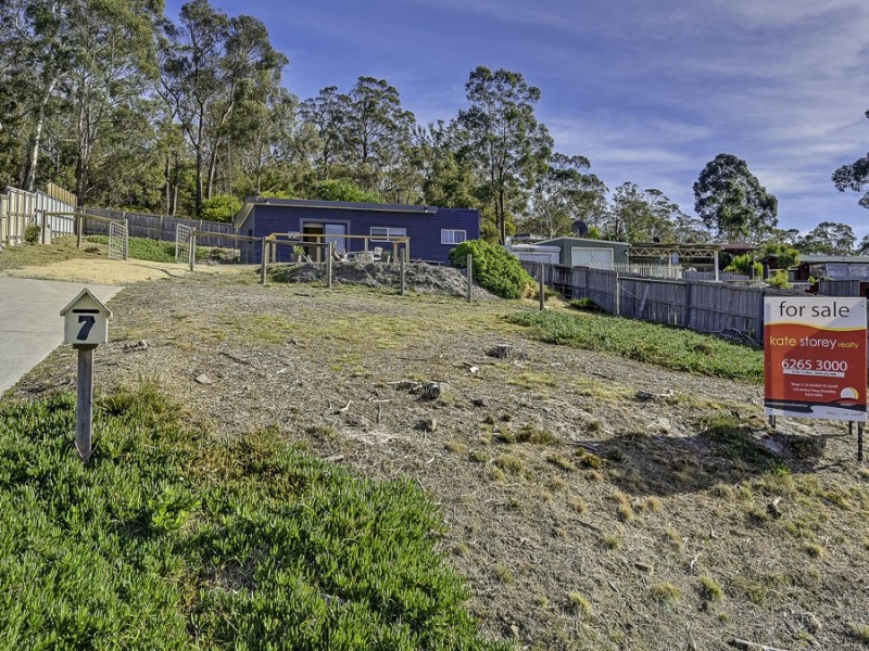 7 Harrier Street, Primrose Sands TAS 7173