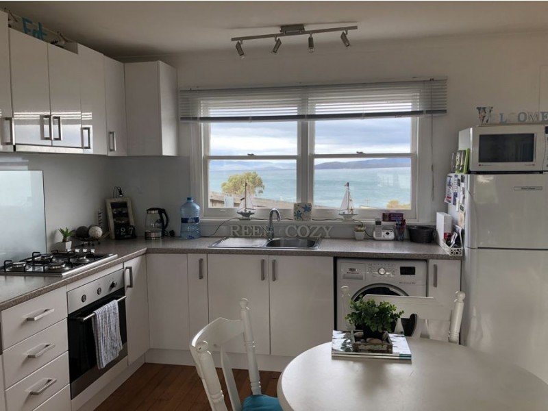 38 Robinia Street, Primrose Sands TAS 7173
