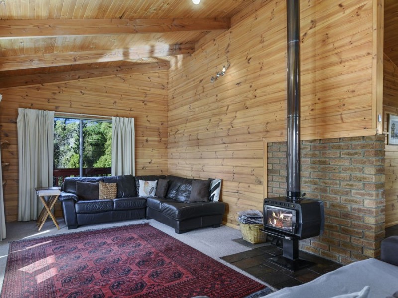 5529 Arthur Highway, Eaglehawk Neck TAS 7179