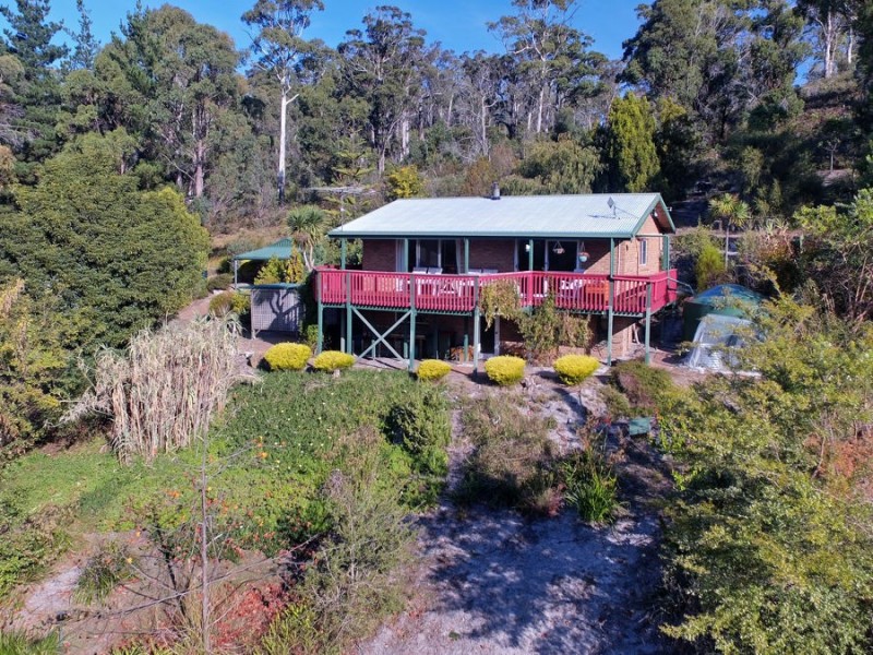 5529 Arthur Highway, Eaglehawk Neck TAS 7179
