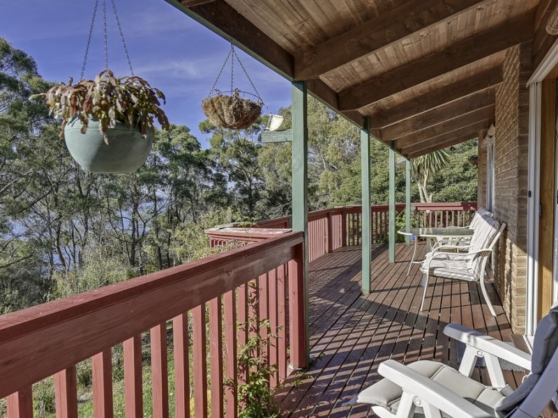 5529 Arthur Highway, Eaglehawk Neck TAS 7179