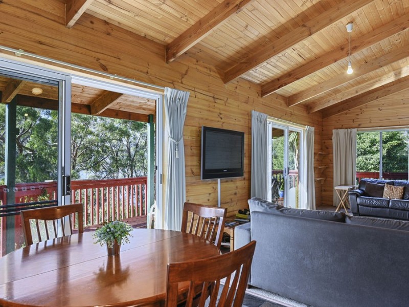 5529 Arthur Highway, Eaglehawk Neck TAS 7179