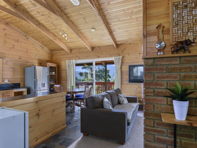 5529 Arthur Highway, Eaglehawk Neck TAS 7179