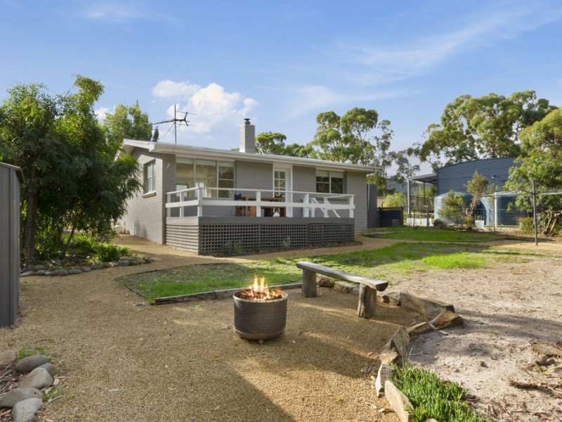 15 Peppermint Drive, White Beach TAS 7184