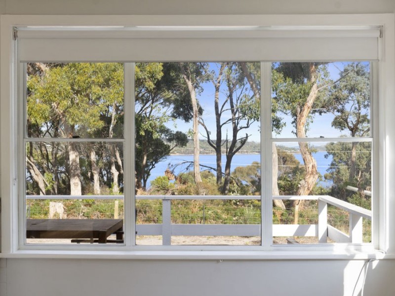 15 Peppermint Drive, White Beach TAS 7184