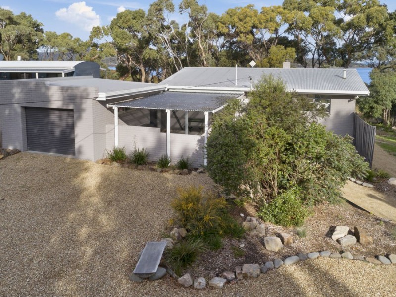 15 Peppermint Drive, White Beach TAS 7184