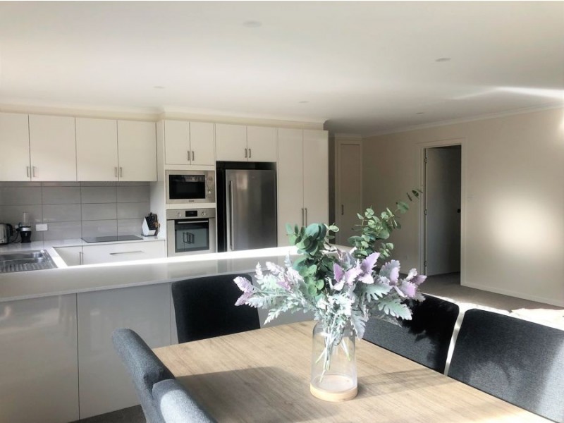 1/10 Roxy Place, Mornington TAS 7018