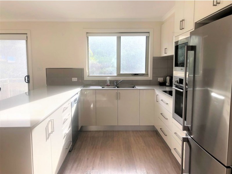 1/10 Roxy Place, Mornington TAS 7018