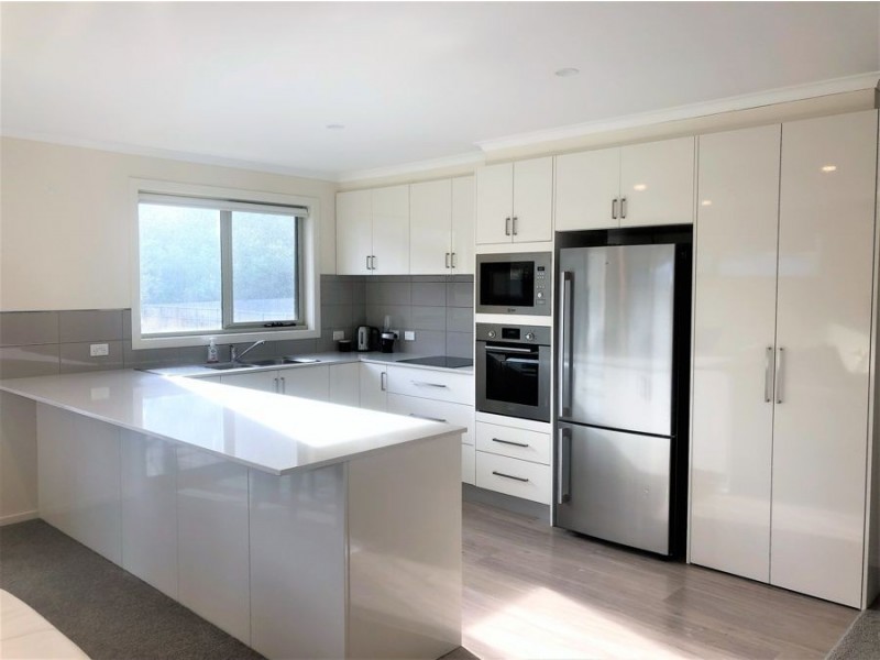 1/10 Roxy Place, Mornington TAS 7018