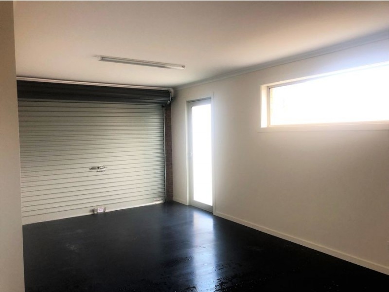 1/10 Roxy Place, Mornington TAS 7018