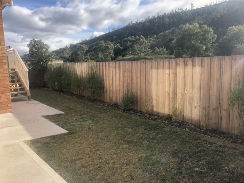 1/10 Roxy Place, Mornington TAS 7018