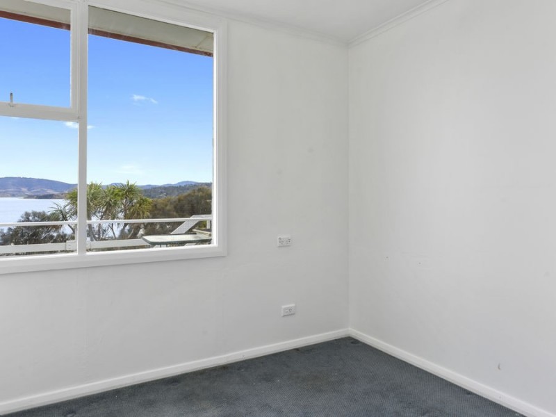 48 Brady Street, Midway Point TAS 7171