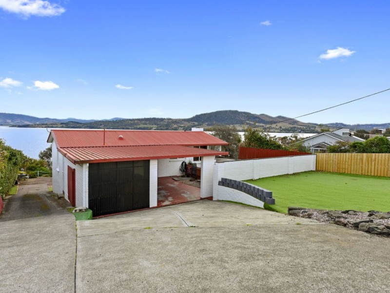 48 Brady Street, Midway Point TAS 7171