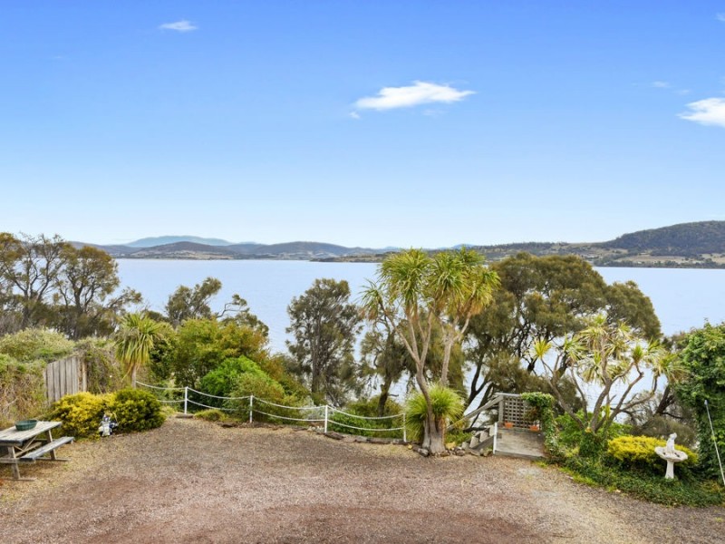 48 Brady Street, Midway Point TAS 7171