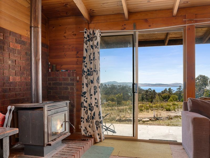 110 Happy Valley Road, Spring Beach TAS 7190