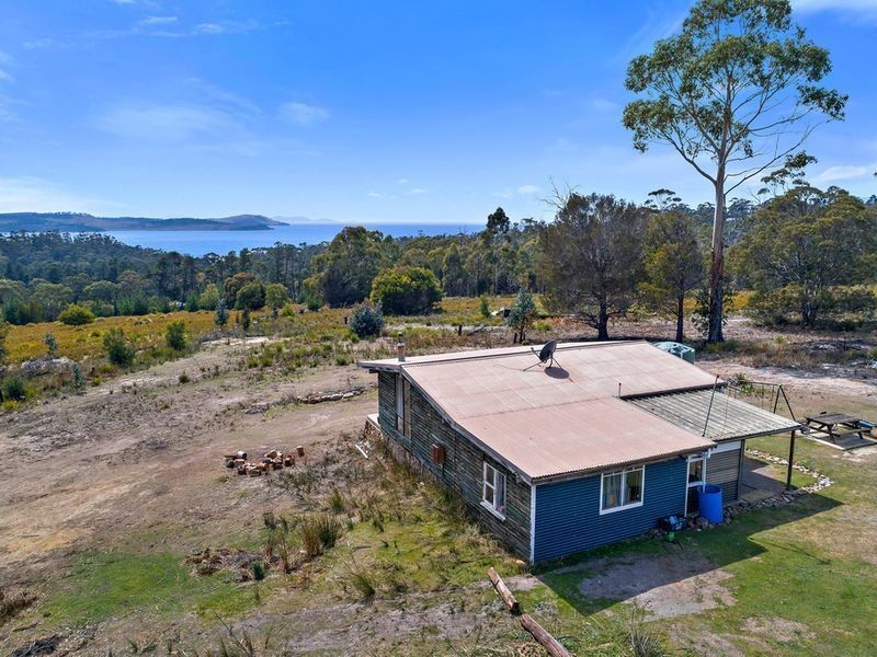110 Happy Valley Road, Spring Beach TAS 7190