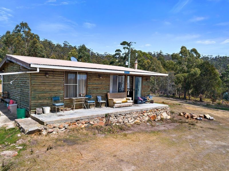 110 Happy Valley Road, Spring Beach TAS 7190