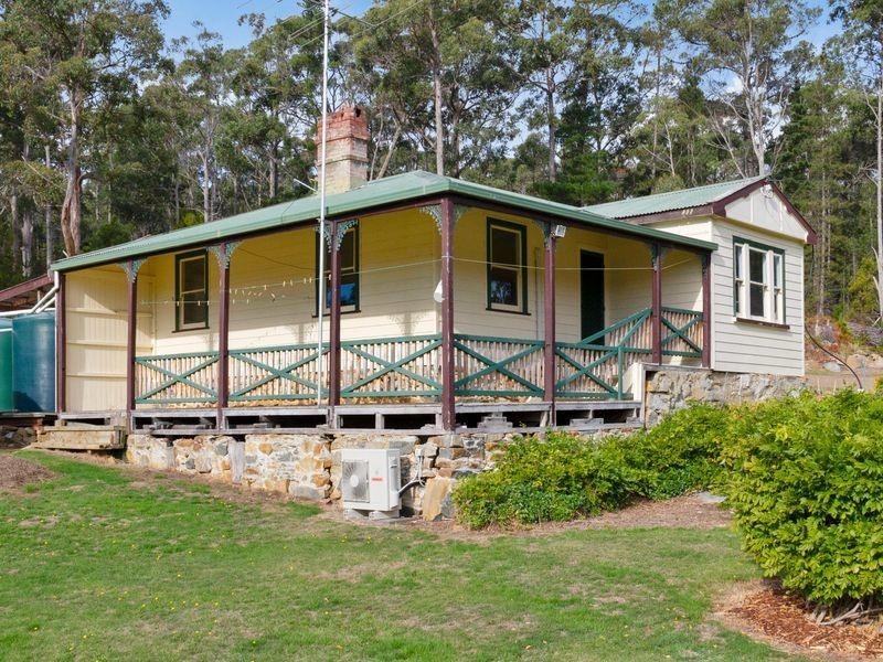 6135 Arthur Highway, Taranna TAS 7180
