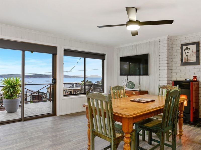 10 Susans Bay Road, Primrose Sands TAS 7173