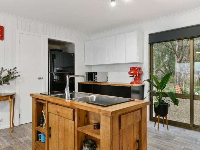 10 Susans Bay Road, Primrose Sands TAS 7173